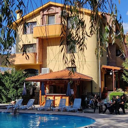 Family Hotel IV Welingrad Exterior foto