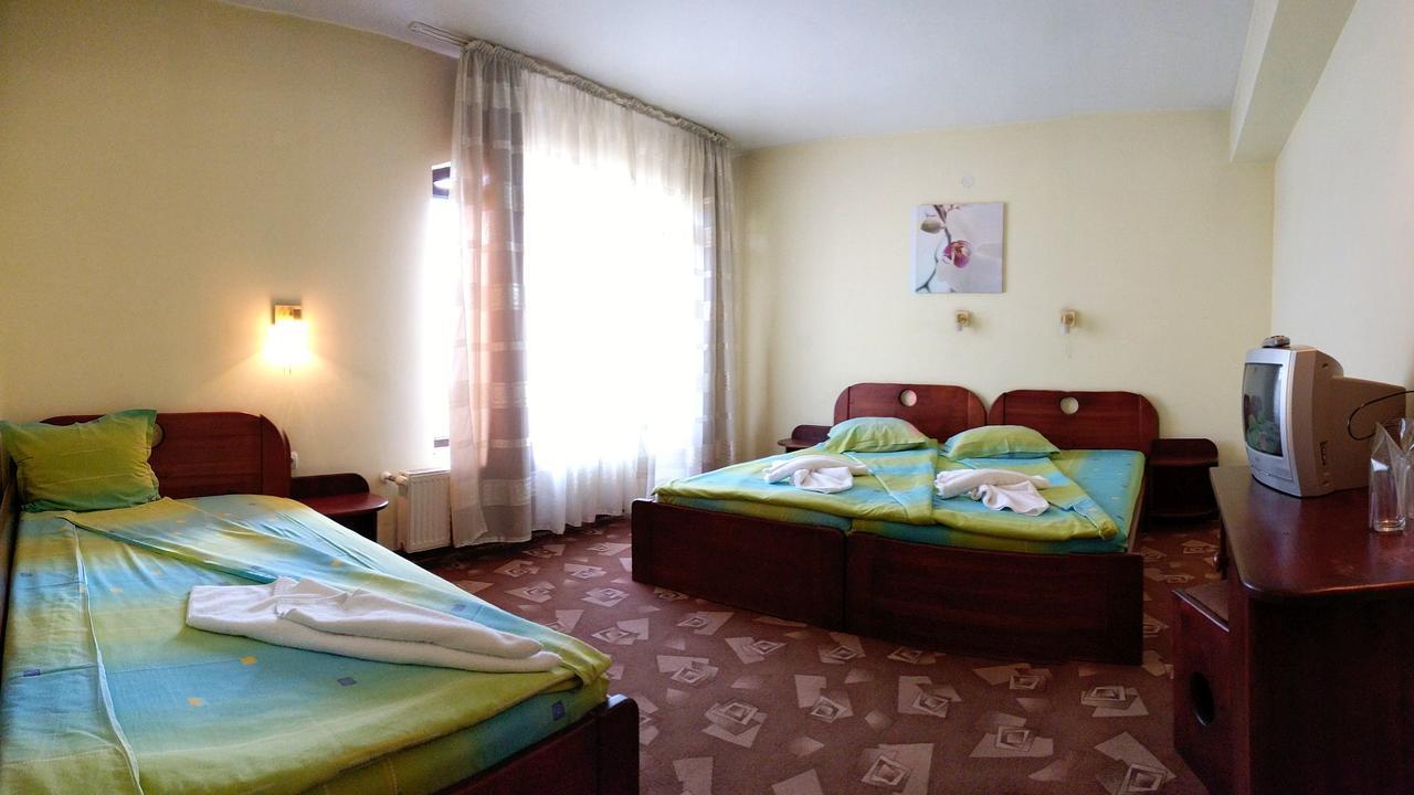 Family Hotel IV Welingrad Zimmer foto