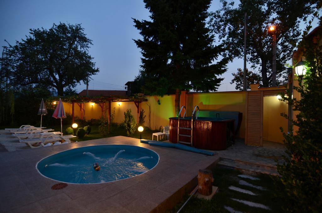 Family Hotel IV Welingrad Exterior foto